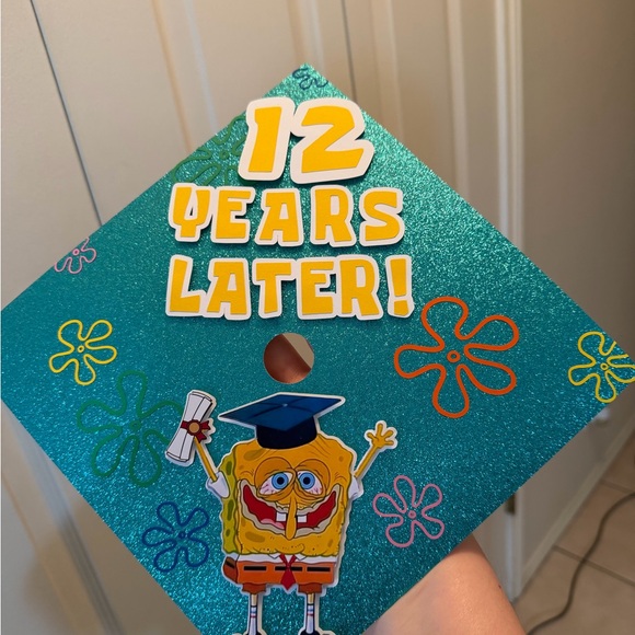 SpongeBob Graduation Cap Topper - Picture 2 of 2